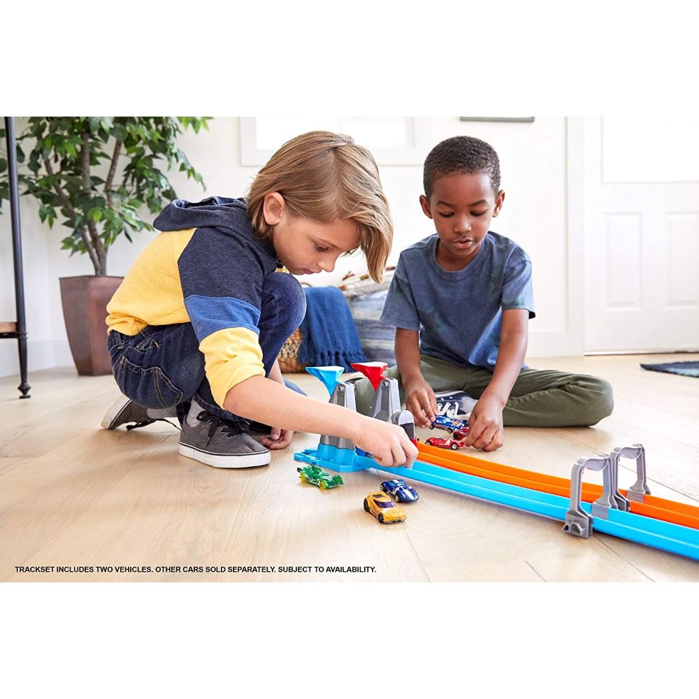 Hot Wheels Double Loop Dash Track Set Hot Wheels Double Loop Dash Track Set