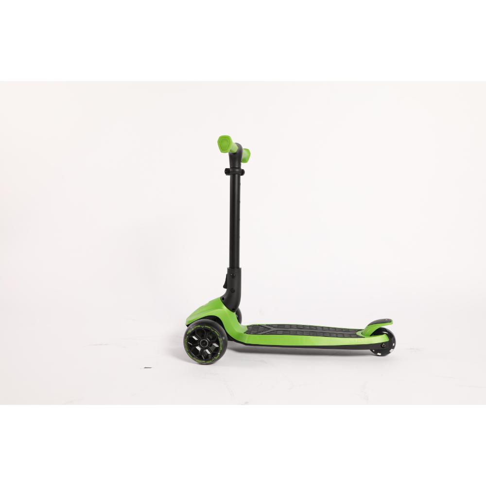 Lamborghini 3 Wheel Kids Scooter Height Green