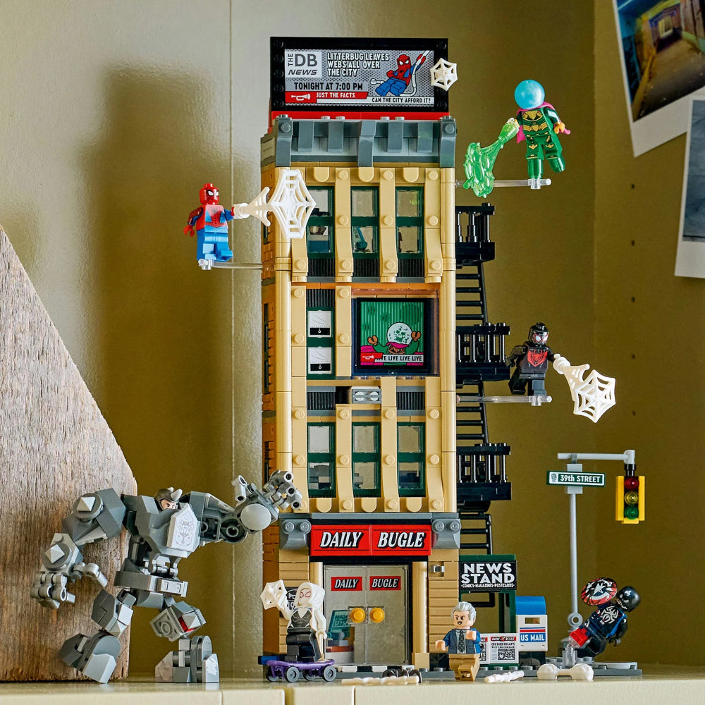 LEGO Spider Man vs Mysterio