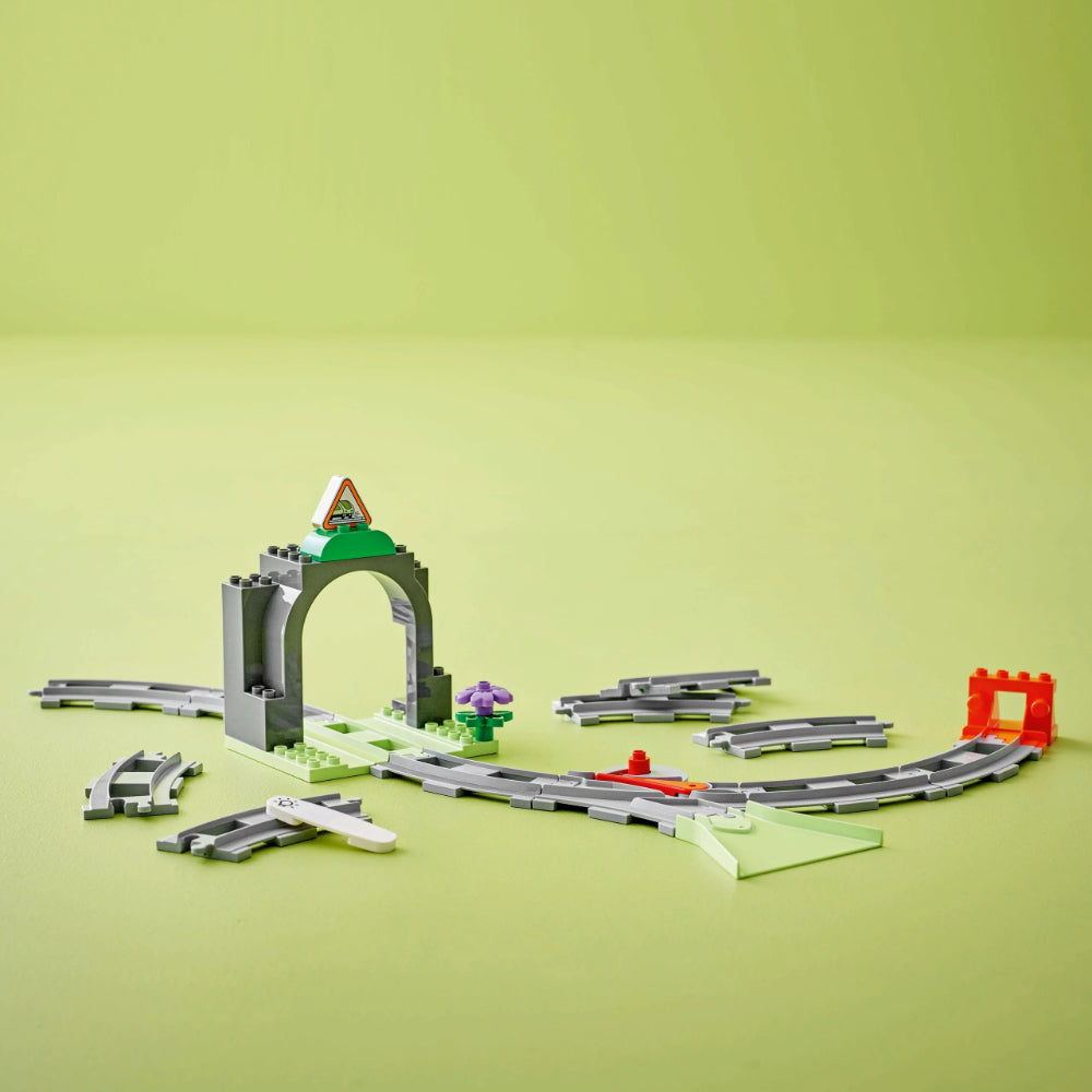 LEGO® DUPLO™ Train Tunnel and Tracks Expansion Set LEGO® DUPLO™ Train Tunnel and Tracks Expansion Set