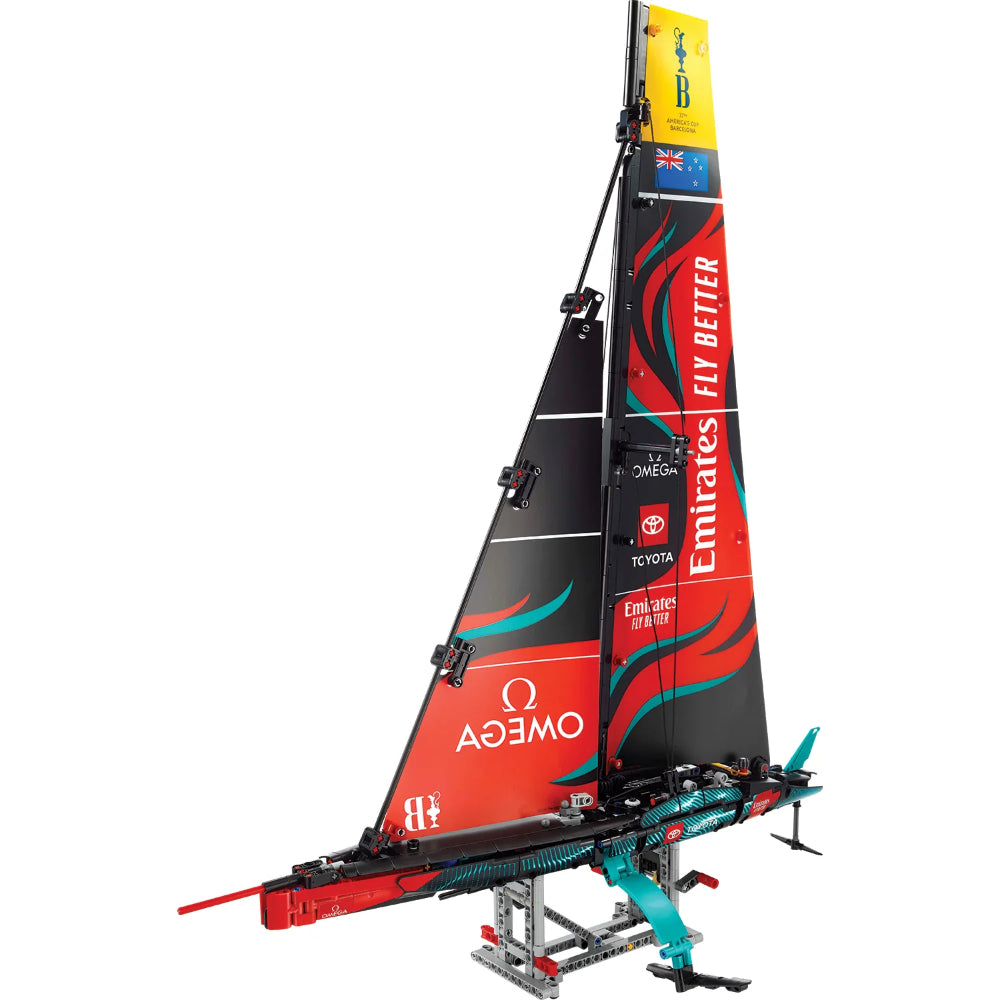 LEGO® Technic™ Emirates Team New Zealand AC75 Yacht LEGO® Technic™ Emirates Team New Zealand AC75 Yacht