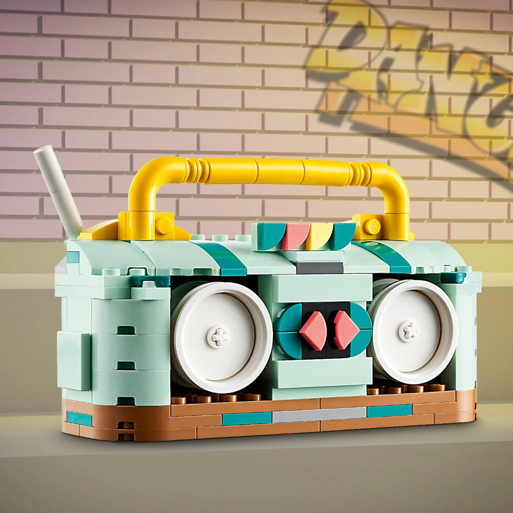 LEGO® Creator 3-in-1 Retro Roller Skate LEGO® Creator 3-in-1 Retro Roller Skate