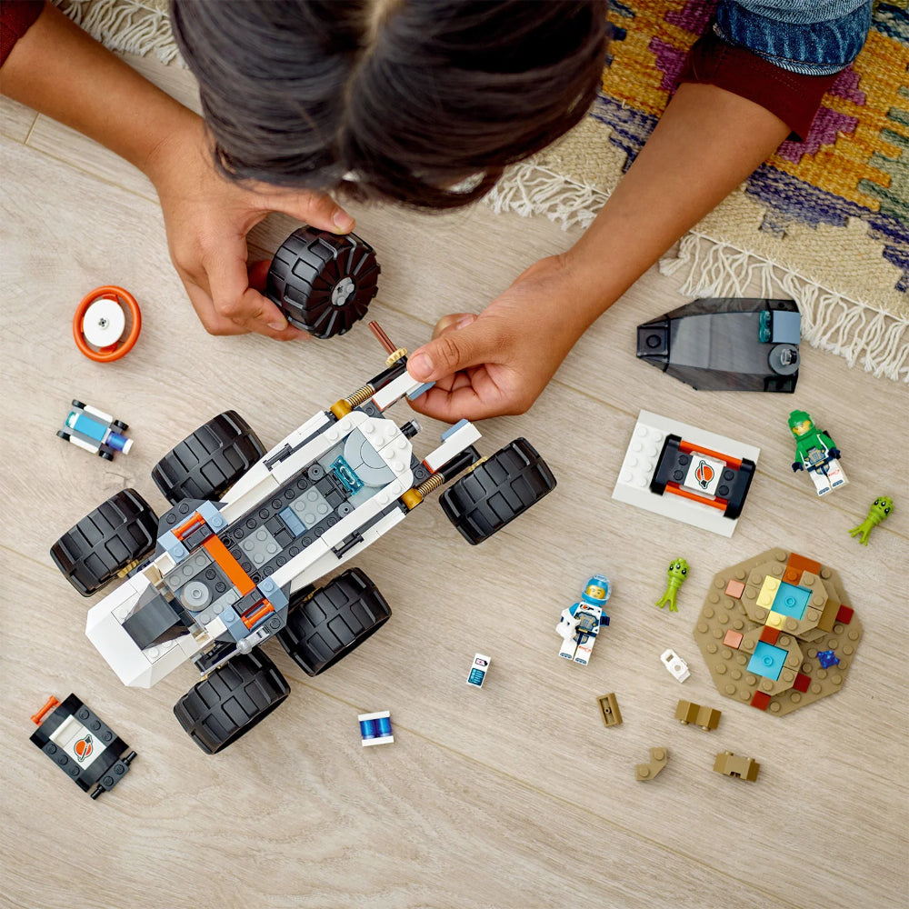 LEGO® City Space Explorer Rover and Alien Life LEGO® City Space Explorer Rover and Alien Life