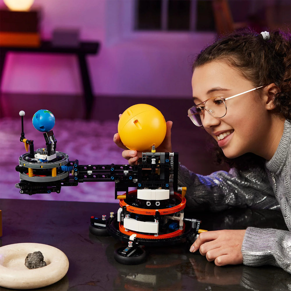 LEGO® Technic™ Planet Earth and Moon in Orbit LEGO® Technic™ Planet Earth and Moon in Orbit