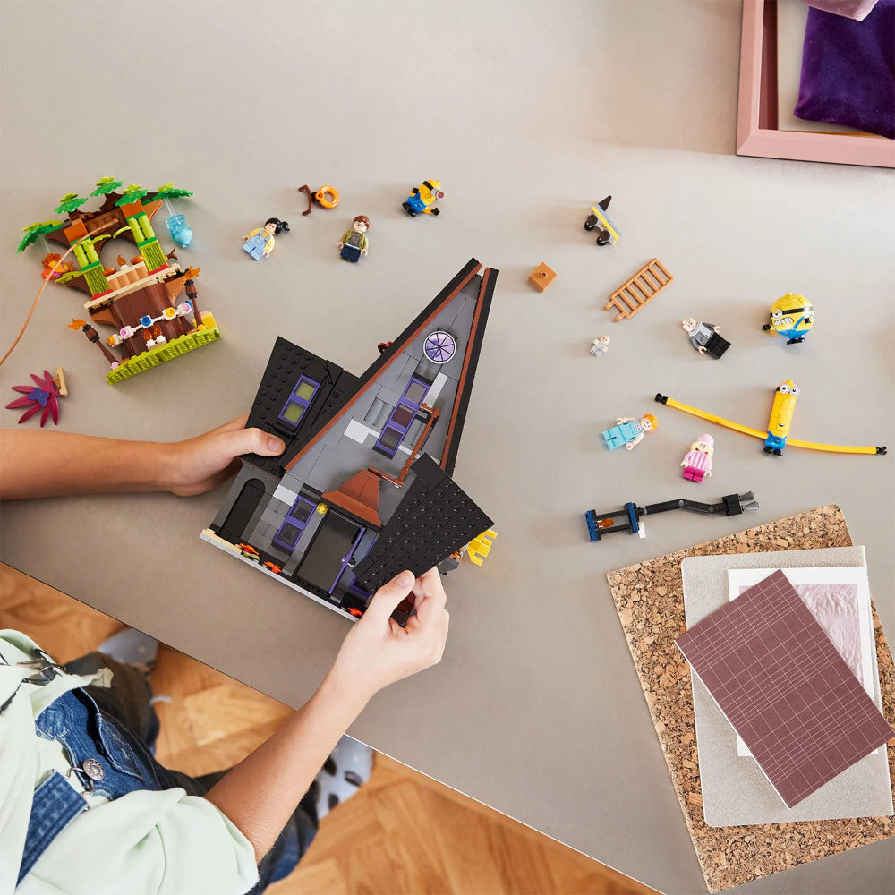 LEGO® Despicable Me 4 Minions and Gru's Family Mansion LEGO® Despicable Me 4 Minions and Gru's Family Mansion