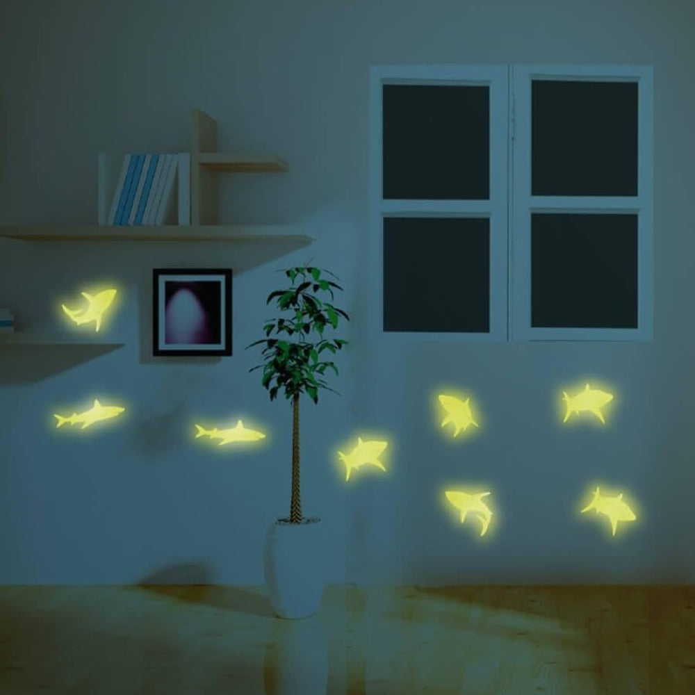 4M Glow In The Dark Sharks