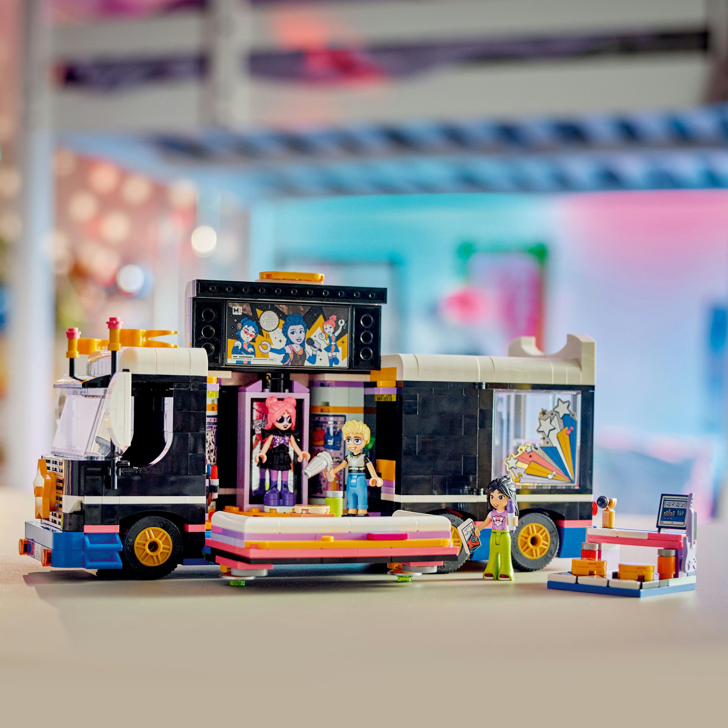 Lego Pop Star Music Tour Bus Lego Pop Star Music Tour Bus