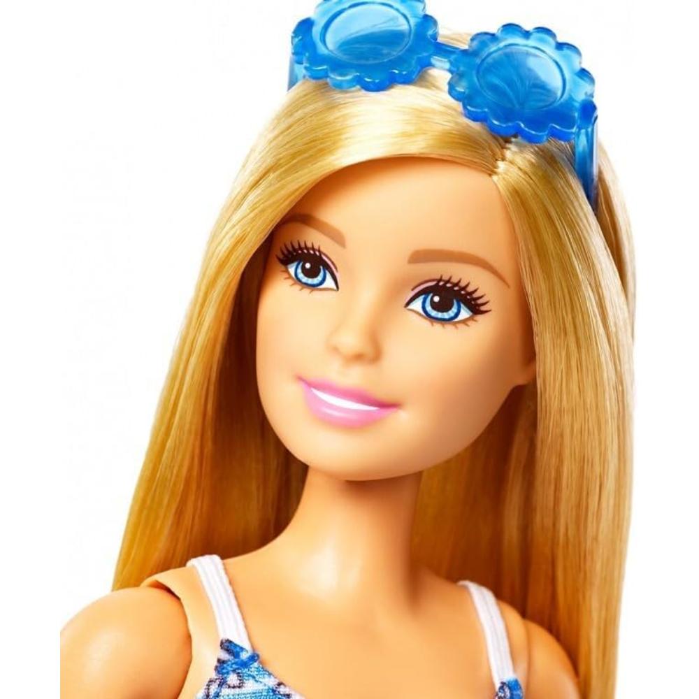 Barbie Fashionista Doll Patry with 4 Fashions Barbie Fashionista Doll Patry with 4 Fashions