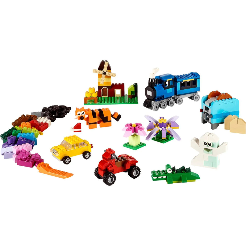 LEGO® Classic Medium Creative Brick Box LEGO® Classic Medium Creative Brick Box