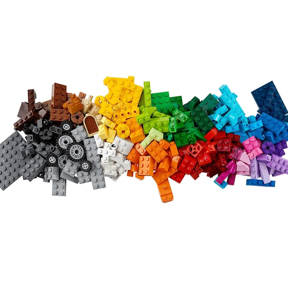 LEGO® Classic Medium Creative Brick Box LEGO® Classic Medium Creative Brick Box