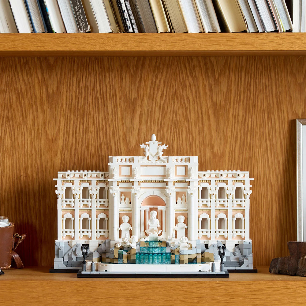 LEGO® Architecture Trevi Fountain LEGO® Architecture Trevi Fountain