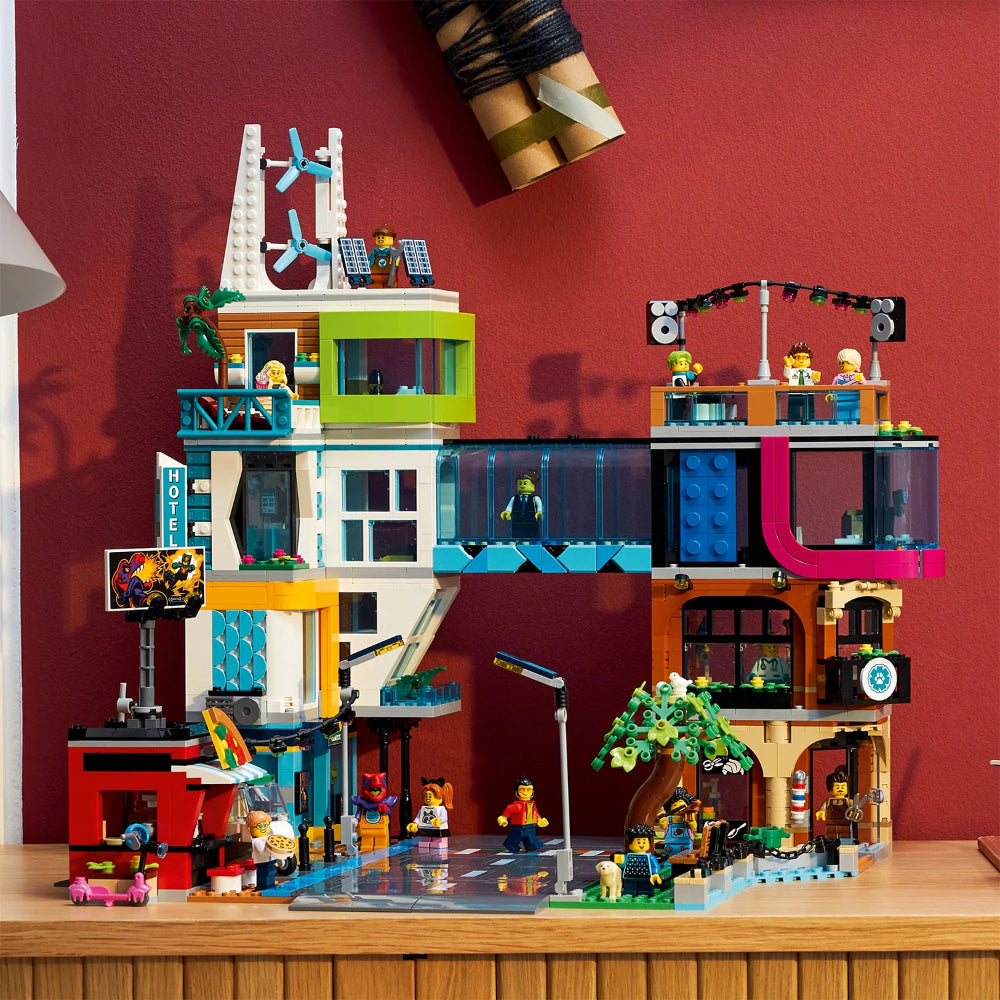 LEGO® City Downtown