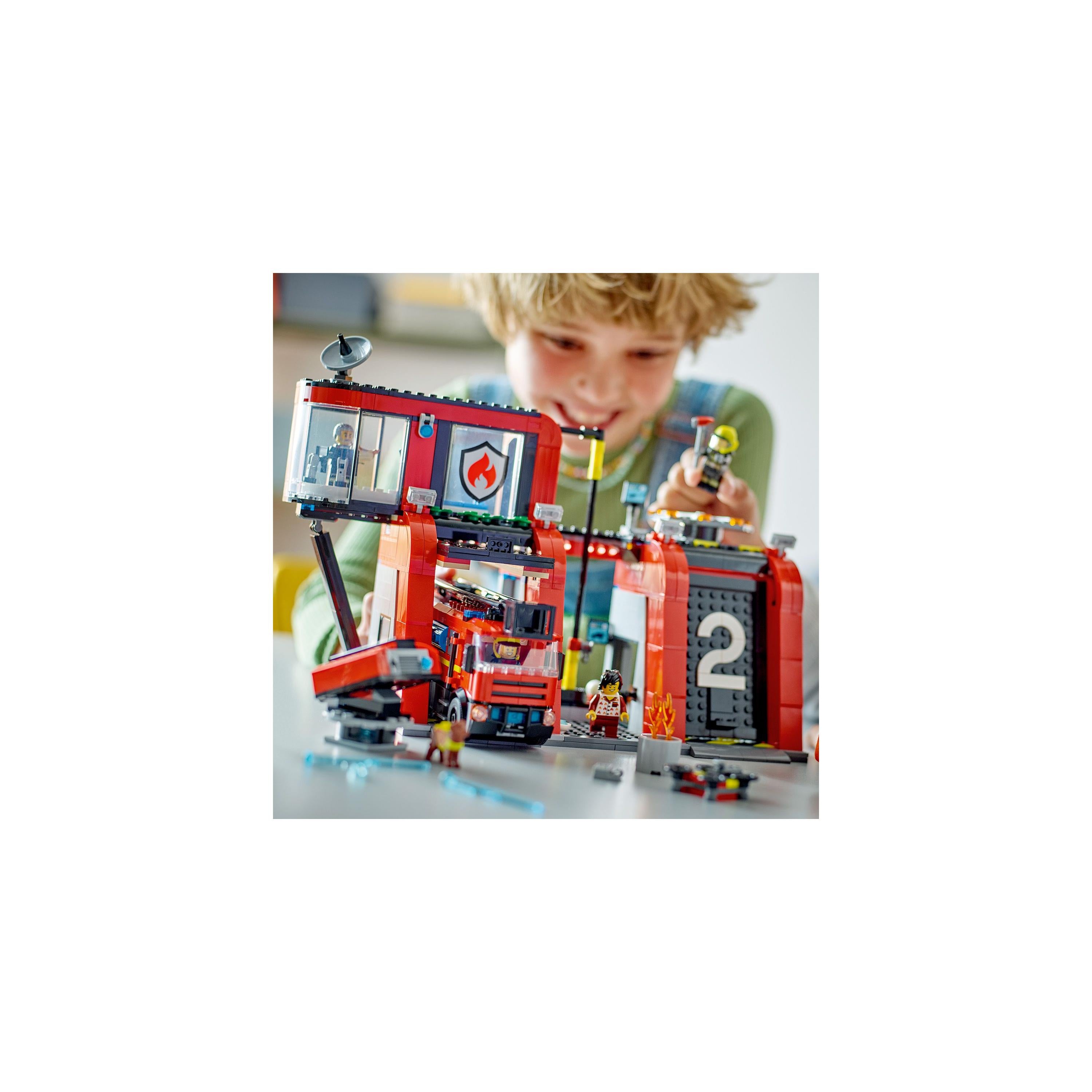 Lego Fire Station with Fire Truck Lego Fire Station with Fire Truck