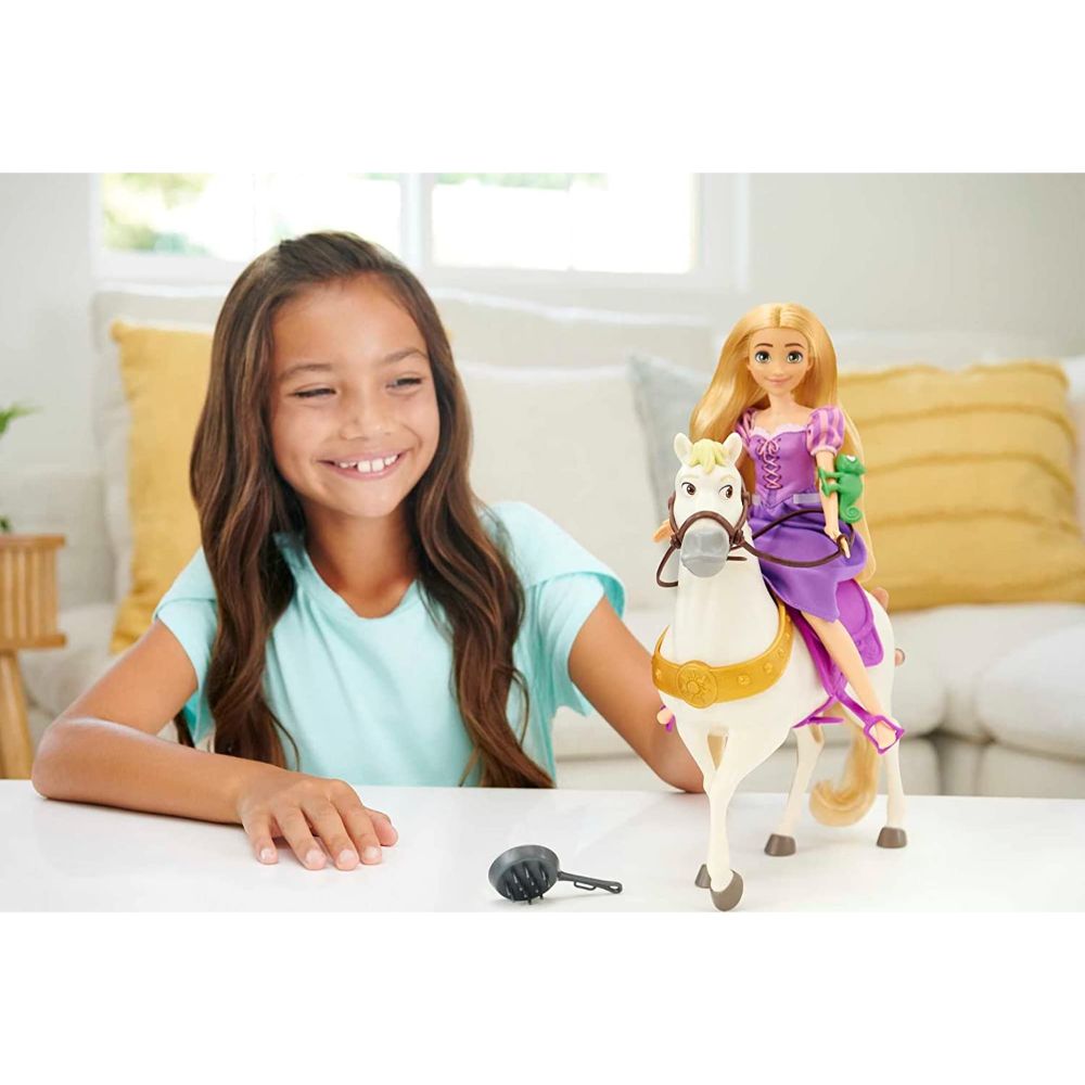 Disney Princess Rapunzel & Maximus Fashion Doll