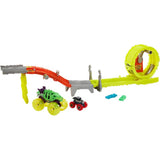 Hot Wheels Monster Trucks Power Smashers Charge & Chase Challenge Track Set