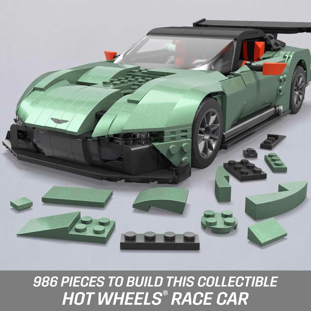 Hot Wheels Mega Aston Martin Vulcan Vehicle Building Kit (986 Pieces)