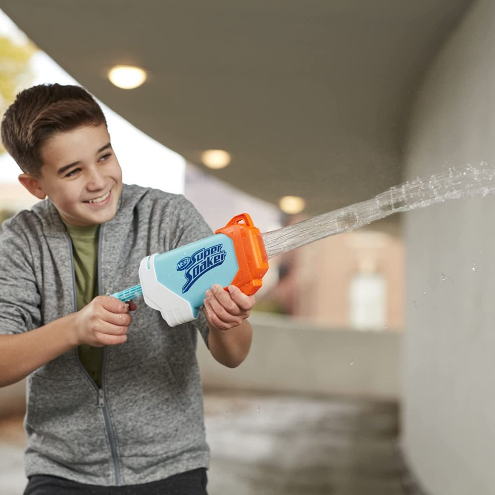 Nerf Super Soaker Torrent Water Blaster Nerf Super Soaker Torrent Water Blaster