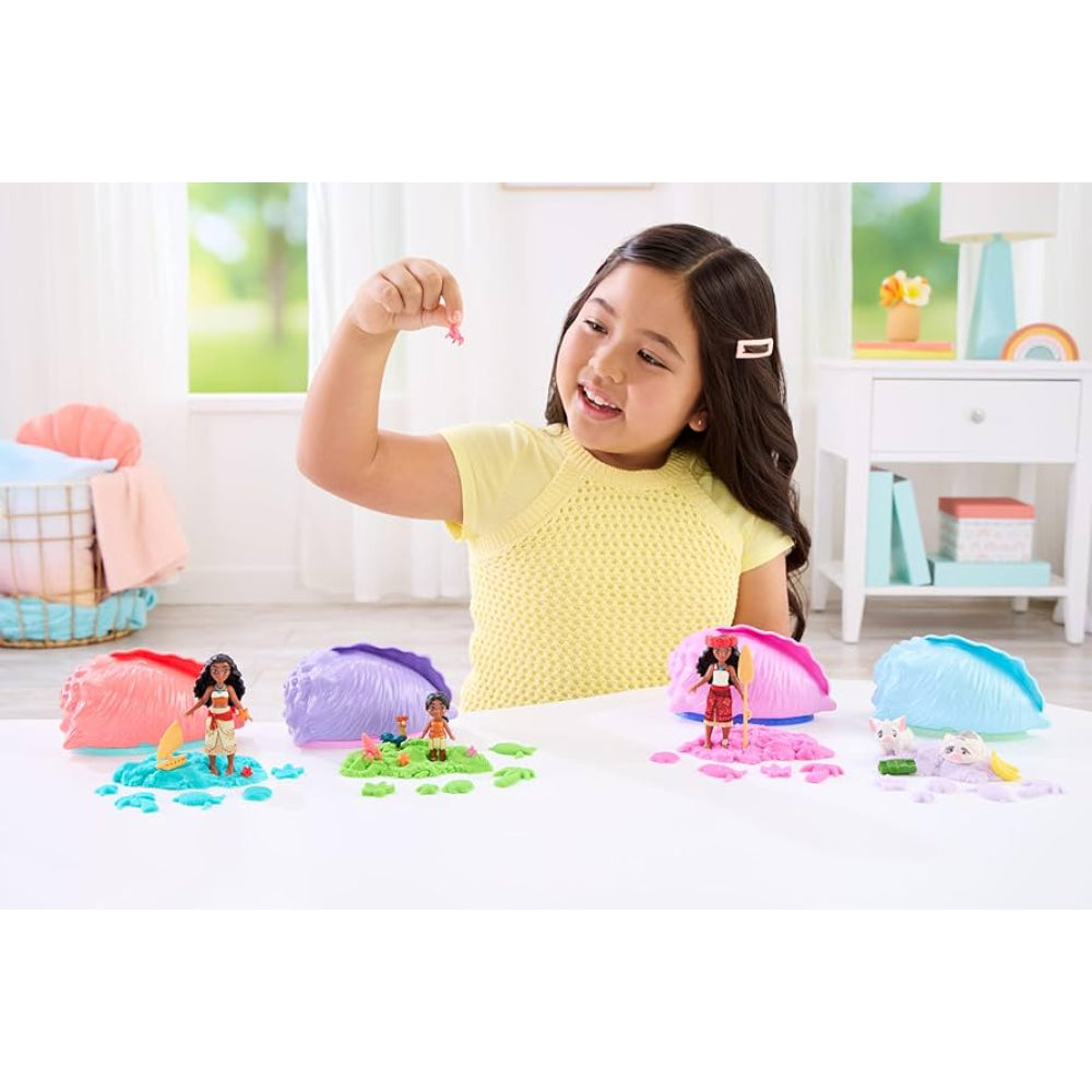 Moana Small Dolls  Reveal