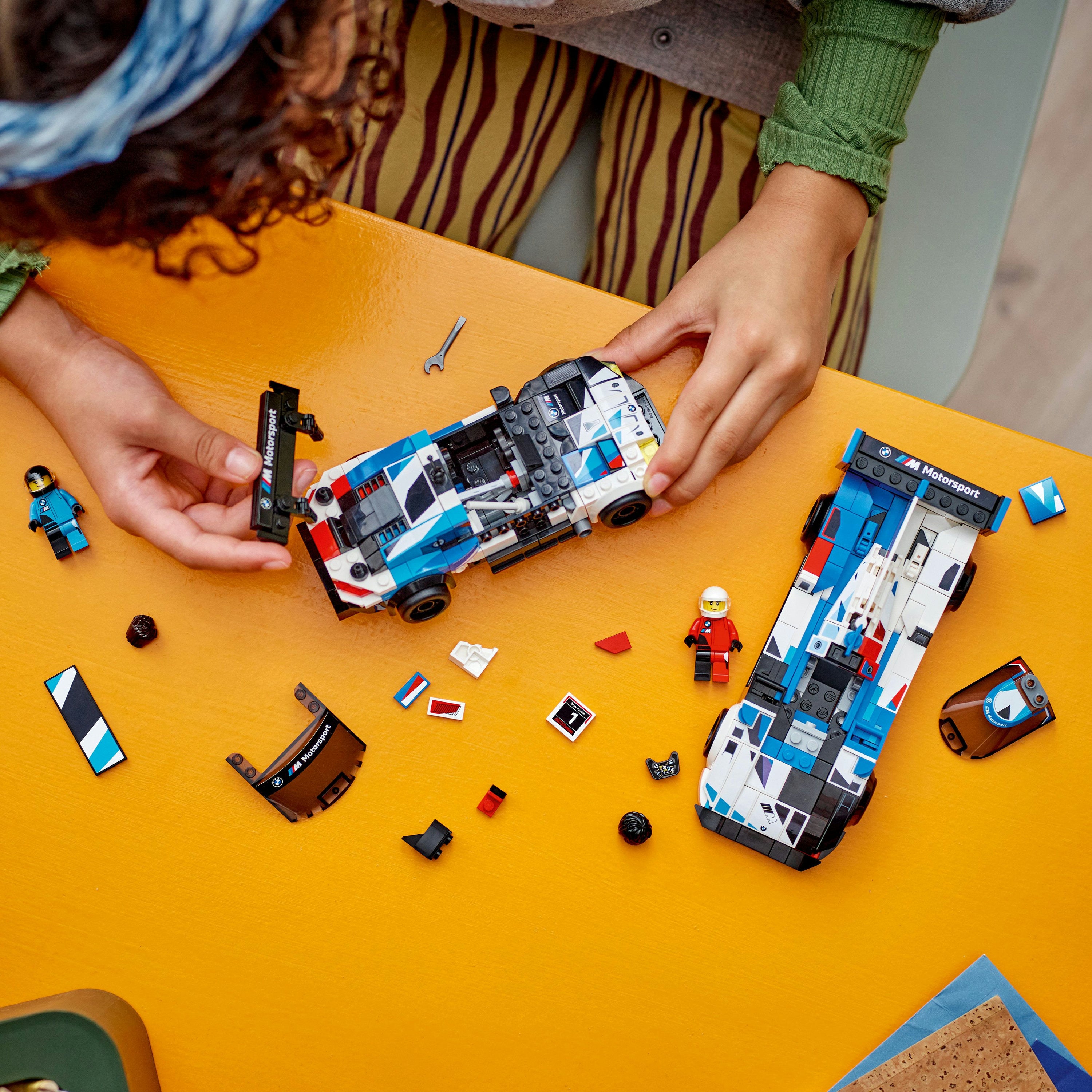 Lego BMW M Hybrid V8 Race Cars