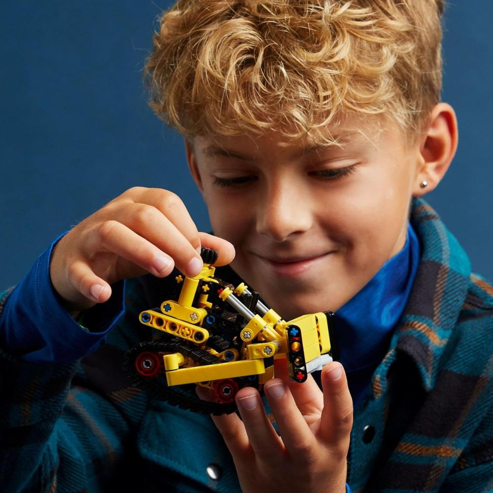 Lego Technic Heavy Duty Bulldozer