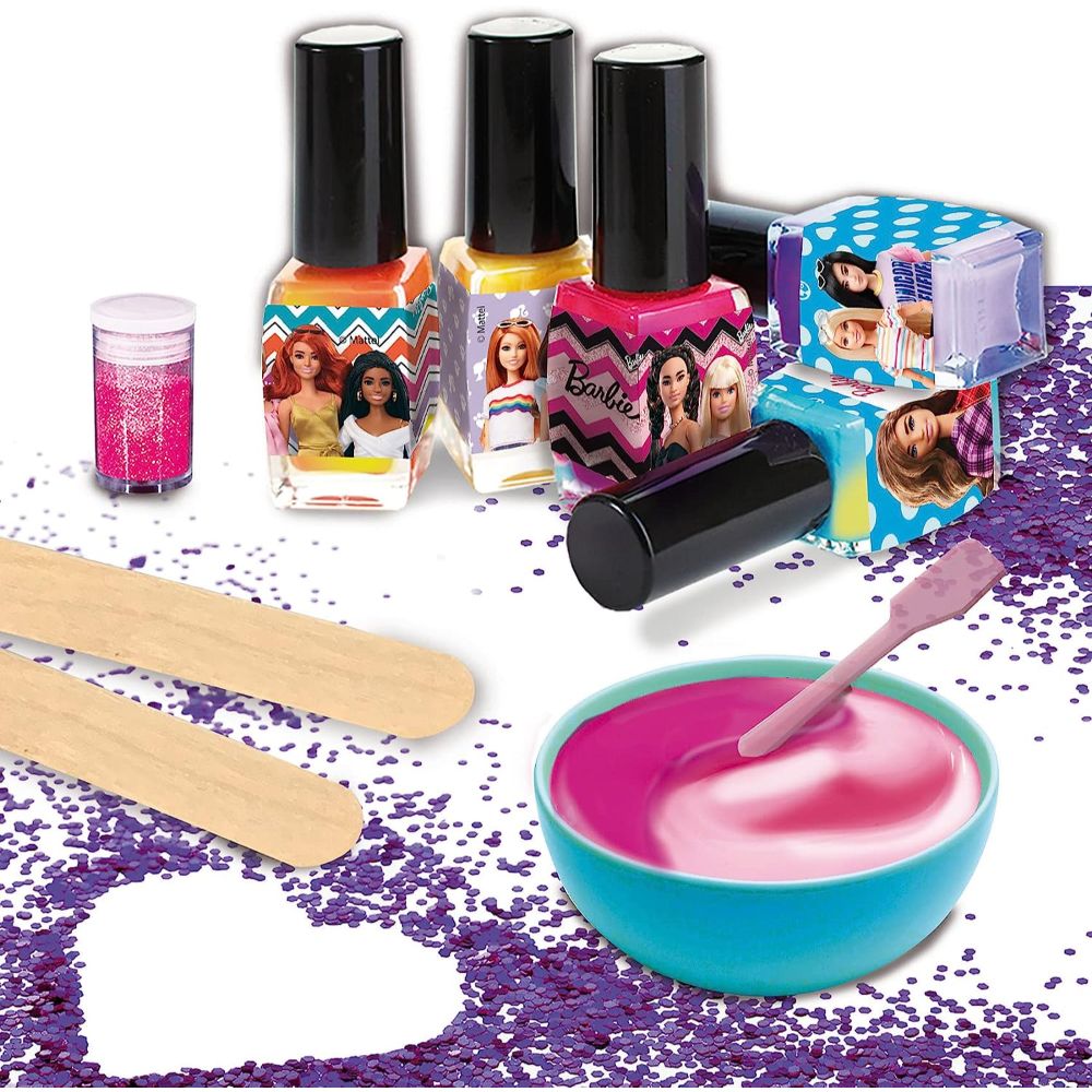 Barbie Lisciani Nail Art Colour Change