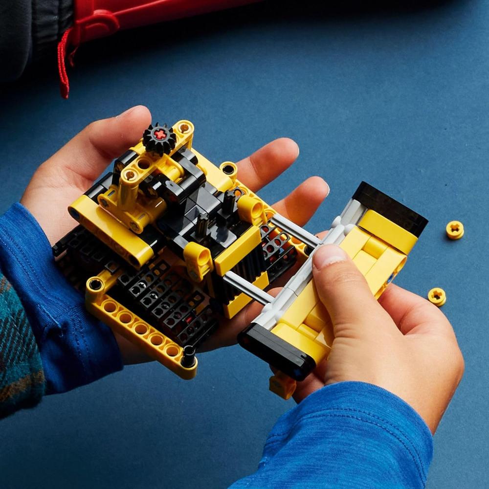Lego Technic Heavy Duty Bulldozer