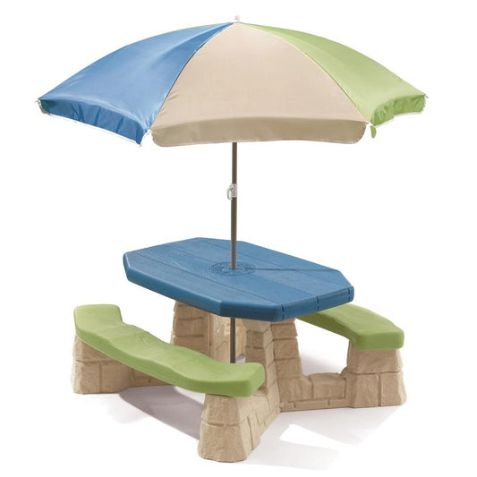 Step 2 Naturally Playful® Picnic Table with Umbrella
