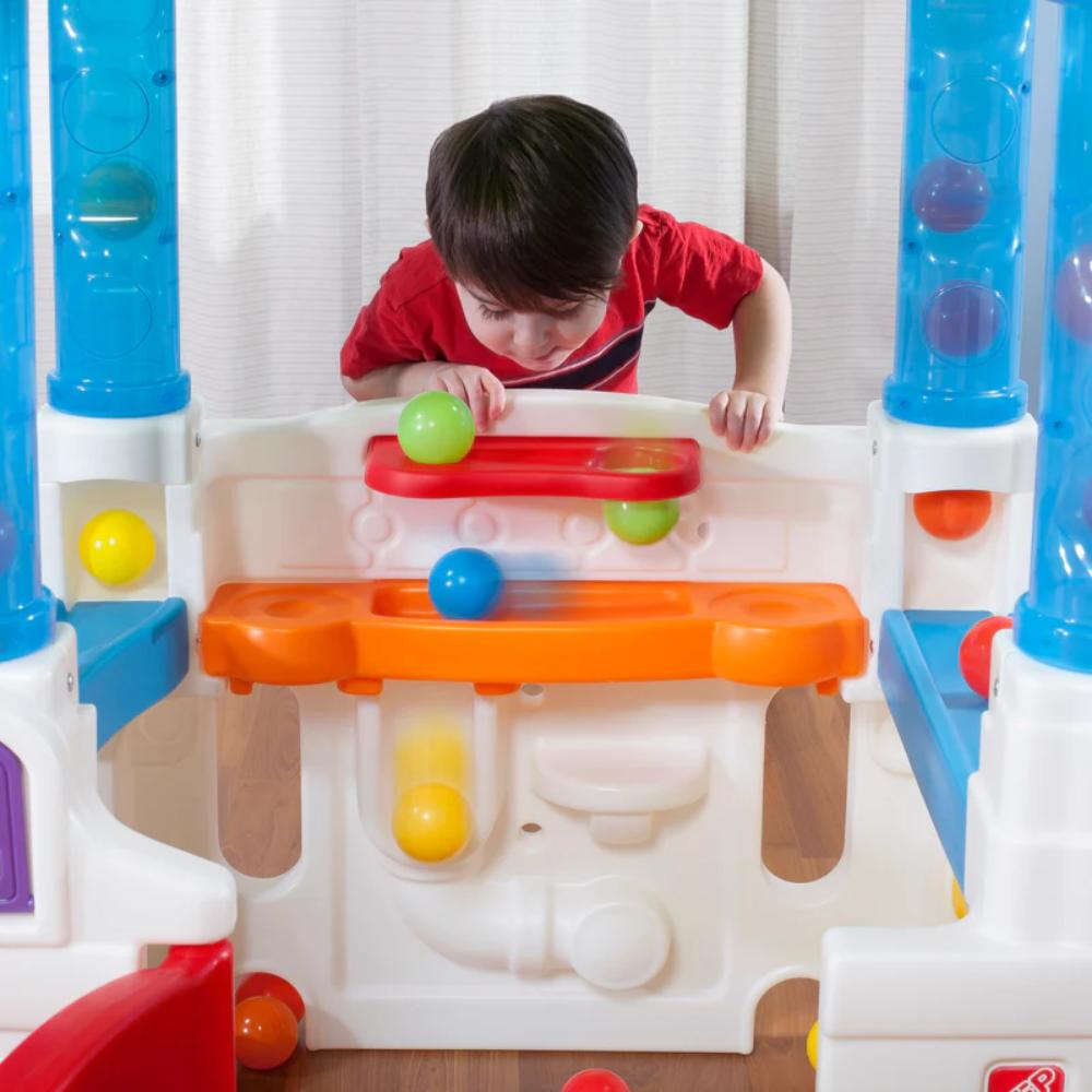 Step 2 Wonder Ball Fun House