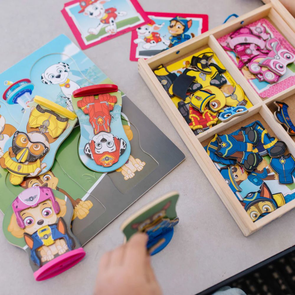 Melissa & Doug - Paw Patrol Magnetic Pretend Play