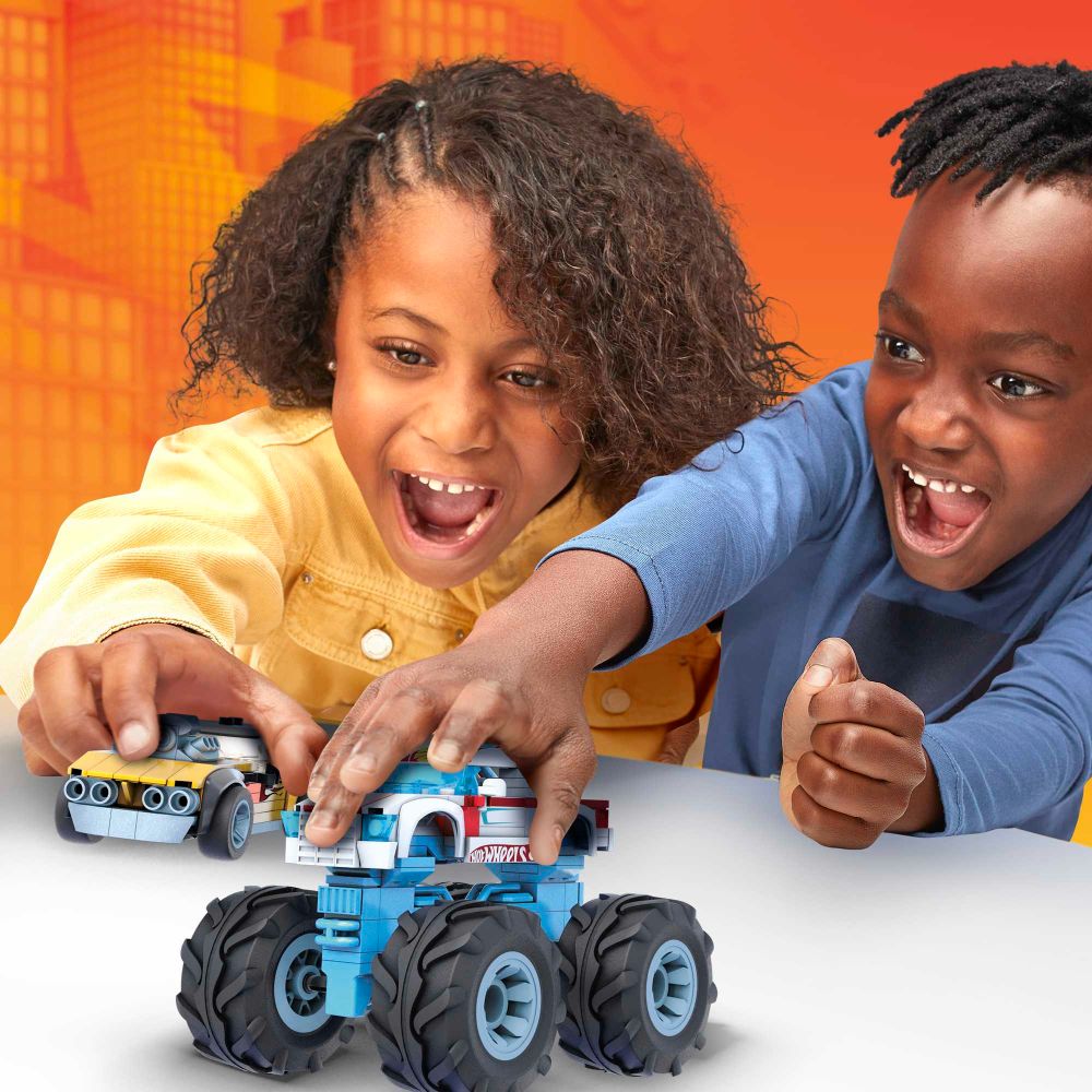 Hot Wheels Mega Construx Rodger Dodger & Racing