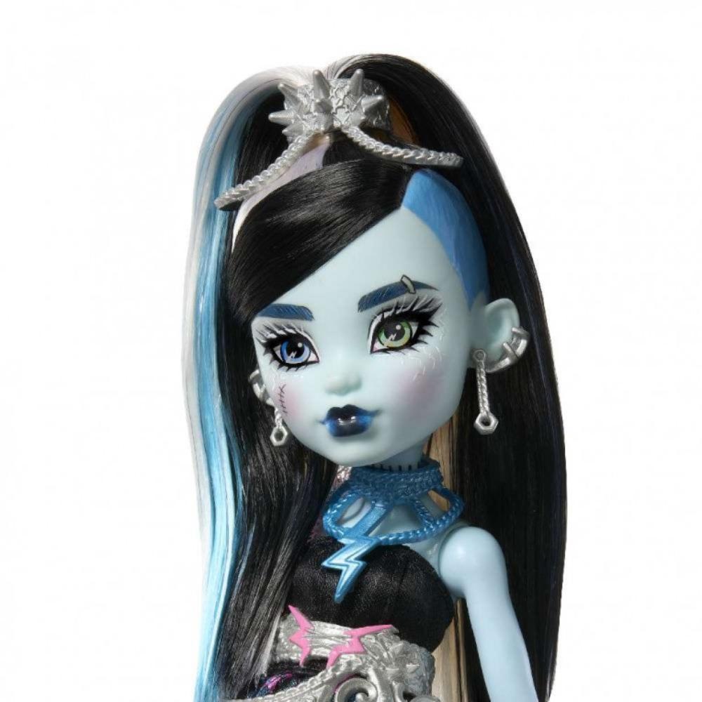 Monster High Scary Sweet Birthday Frankie Stein Doll