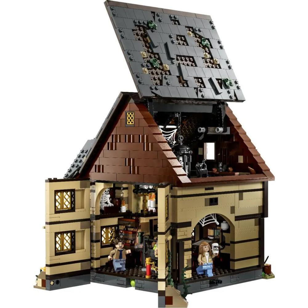 LEGO® Ideas Disney Hocus Pocus: The Sanderson Sisters’ Cottage LEGO® Ideas Disney Hocus Pocus: The Sanderson Sisters’ Cottage