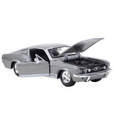 Maisto 1:24 1967 Ford Mustang GT