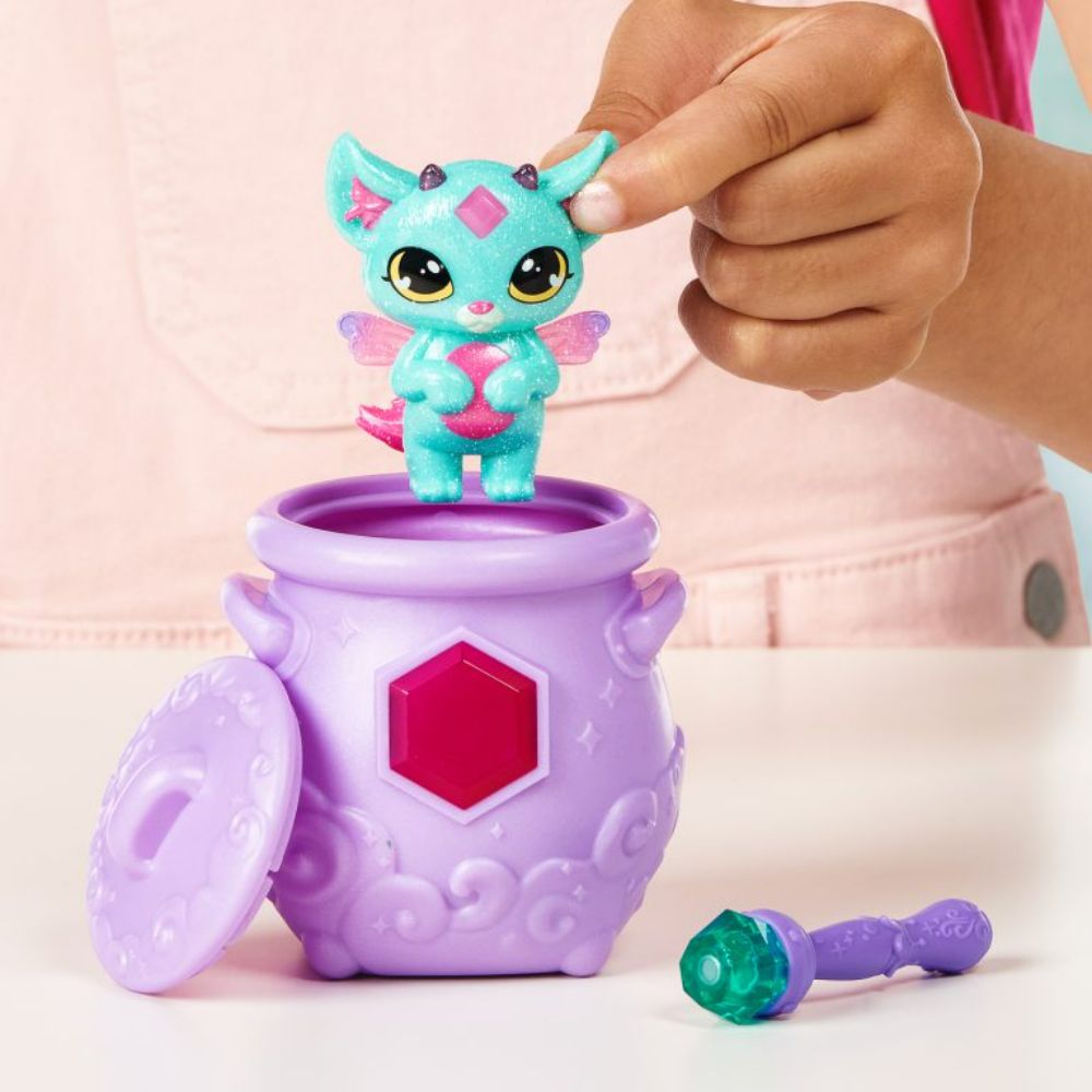 Magic Mixies Mixlings Collection Cauldron