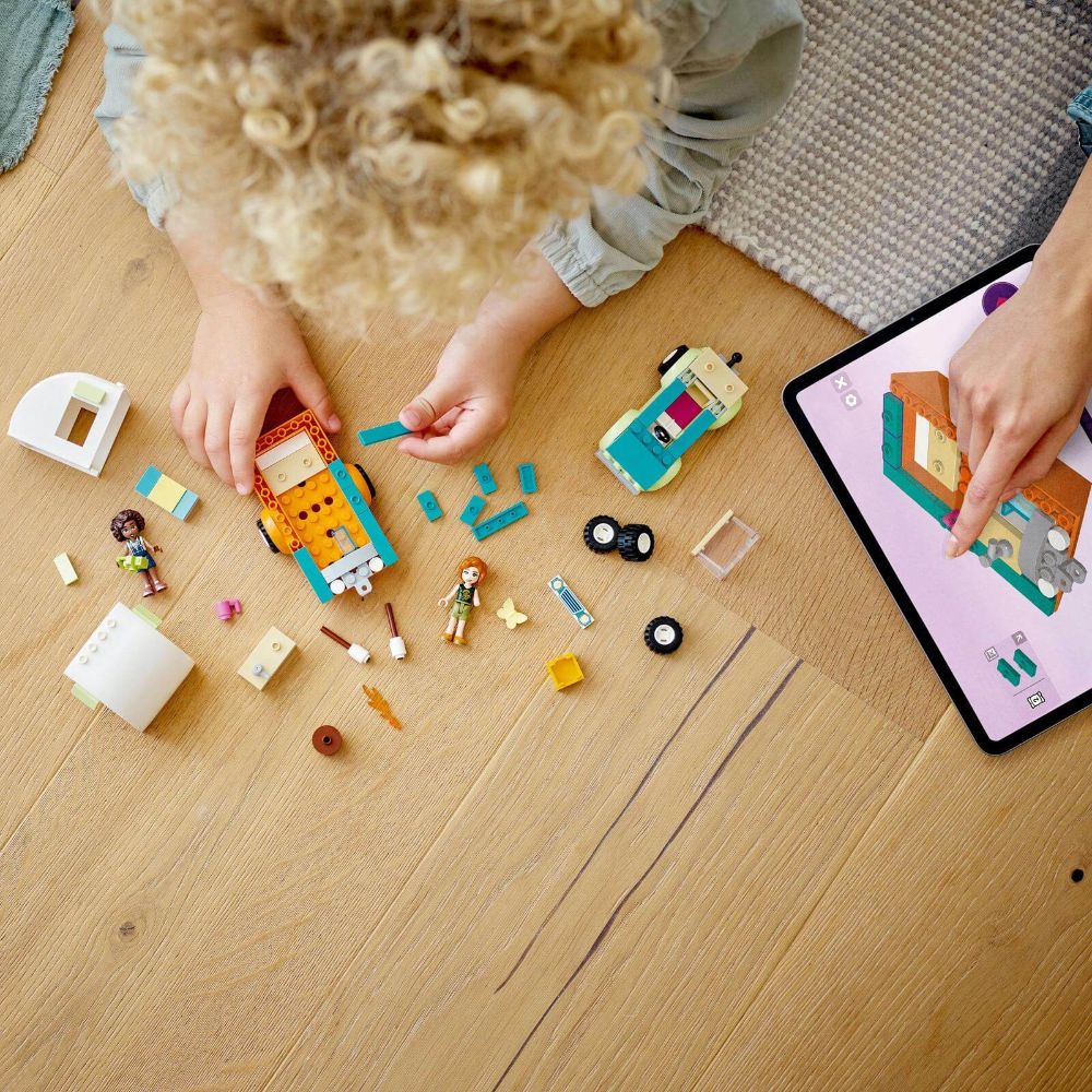 Lego Friends Holiday Camping Trip