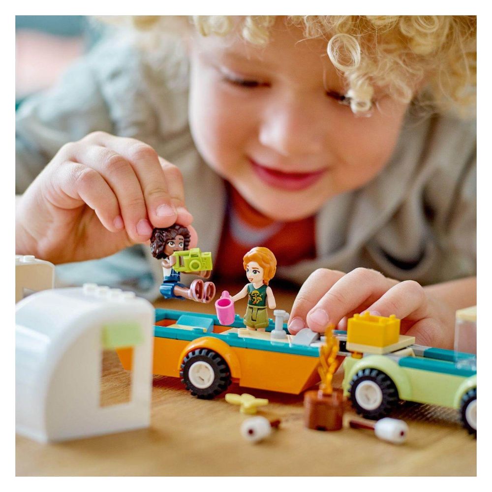 Lego Friends Holiday Camping Trip