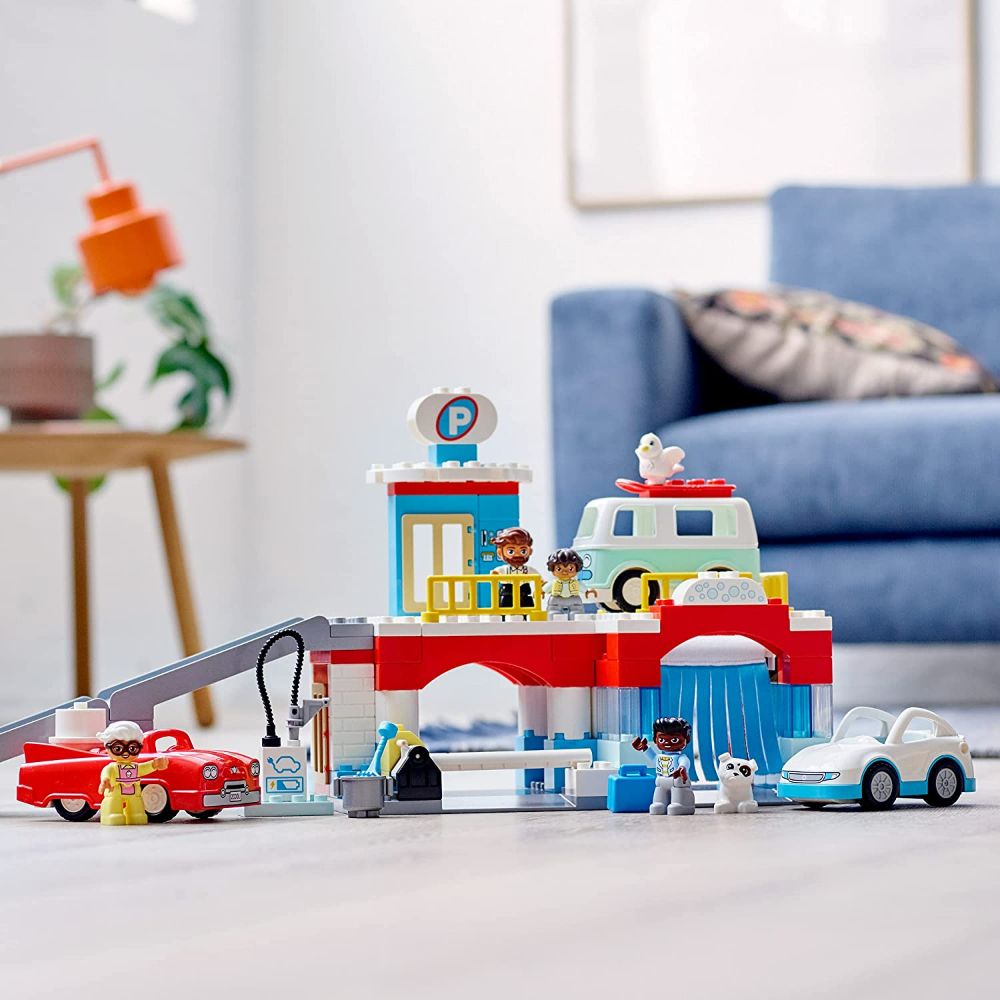 Lego Duplo Parking Garage and Car Wash