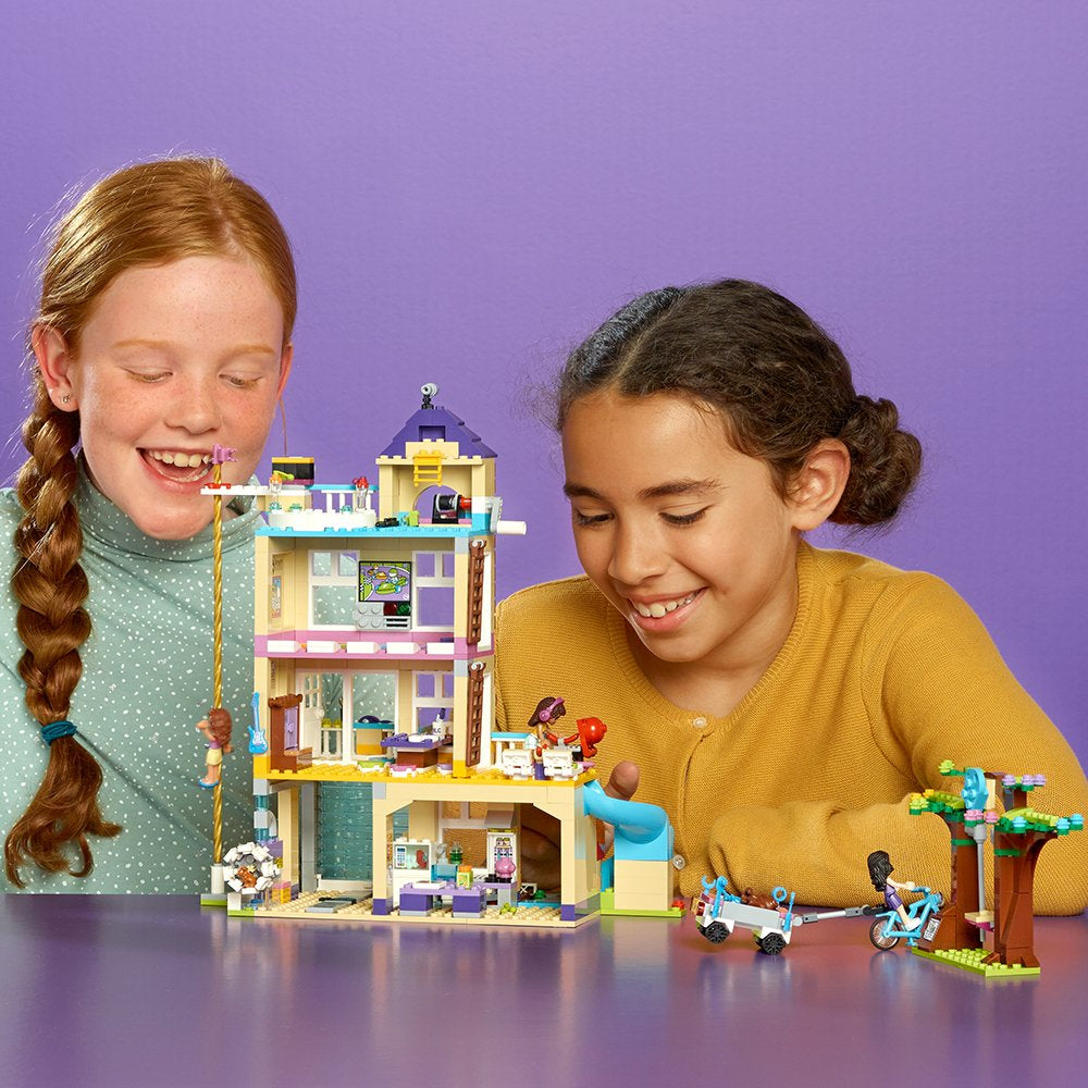 Lego Friends Friendship House (722 Pieces) – Toys4me - Main Image