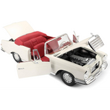 Maisto 1:18  1967 Mercedes Benz 280Se Cabrio Special Edition  Image#2