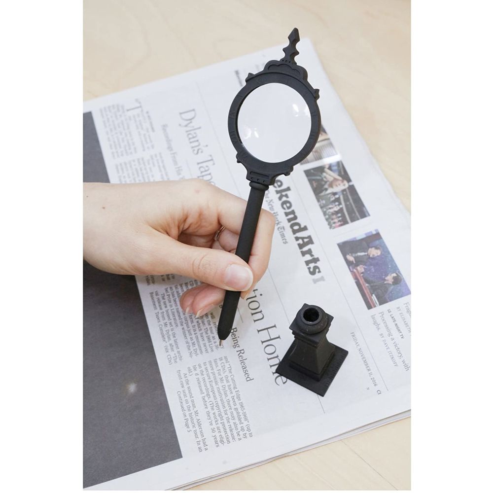 Kikkerland Street Clock Pen and Magnifier