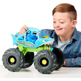 Goo Jit Zu - Stretch and Strike Trash Mobile