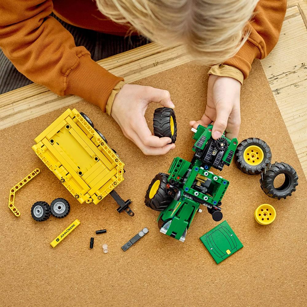 Lego John Deere Tractor
