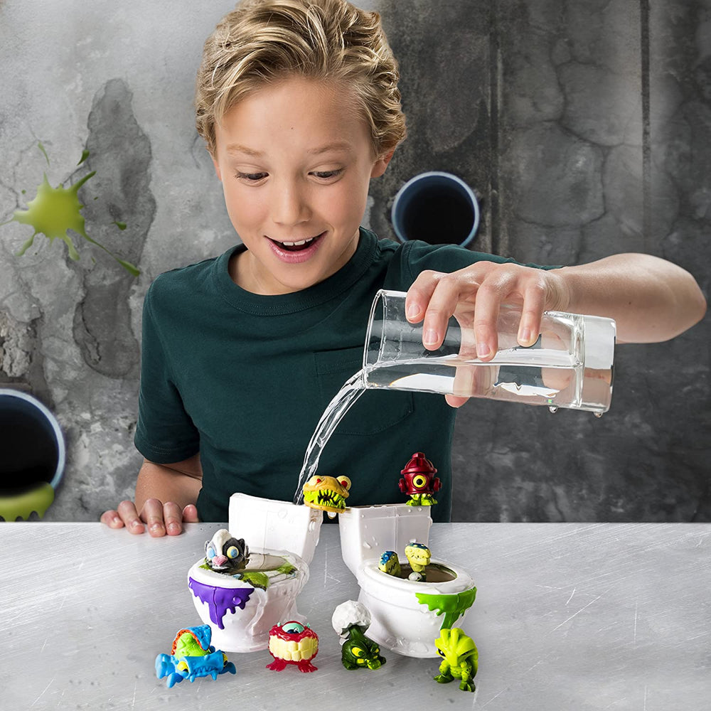 Flush Force, Series 2, 8-Pack Bizarre Bathtub with Gross Collectible Figures Assorted