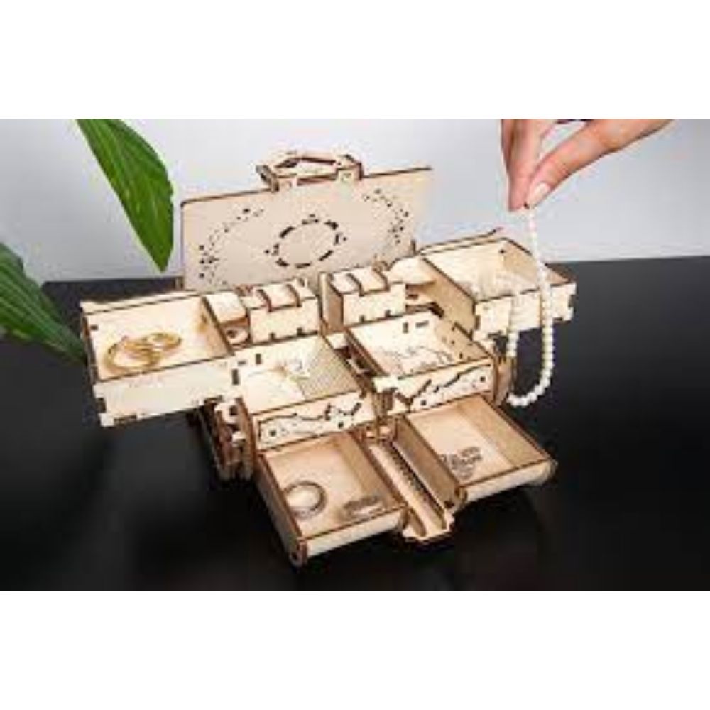 Ugears Model Antique Box