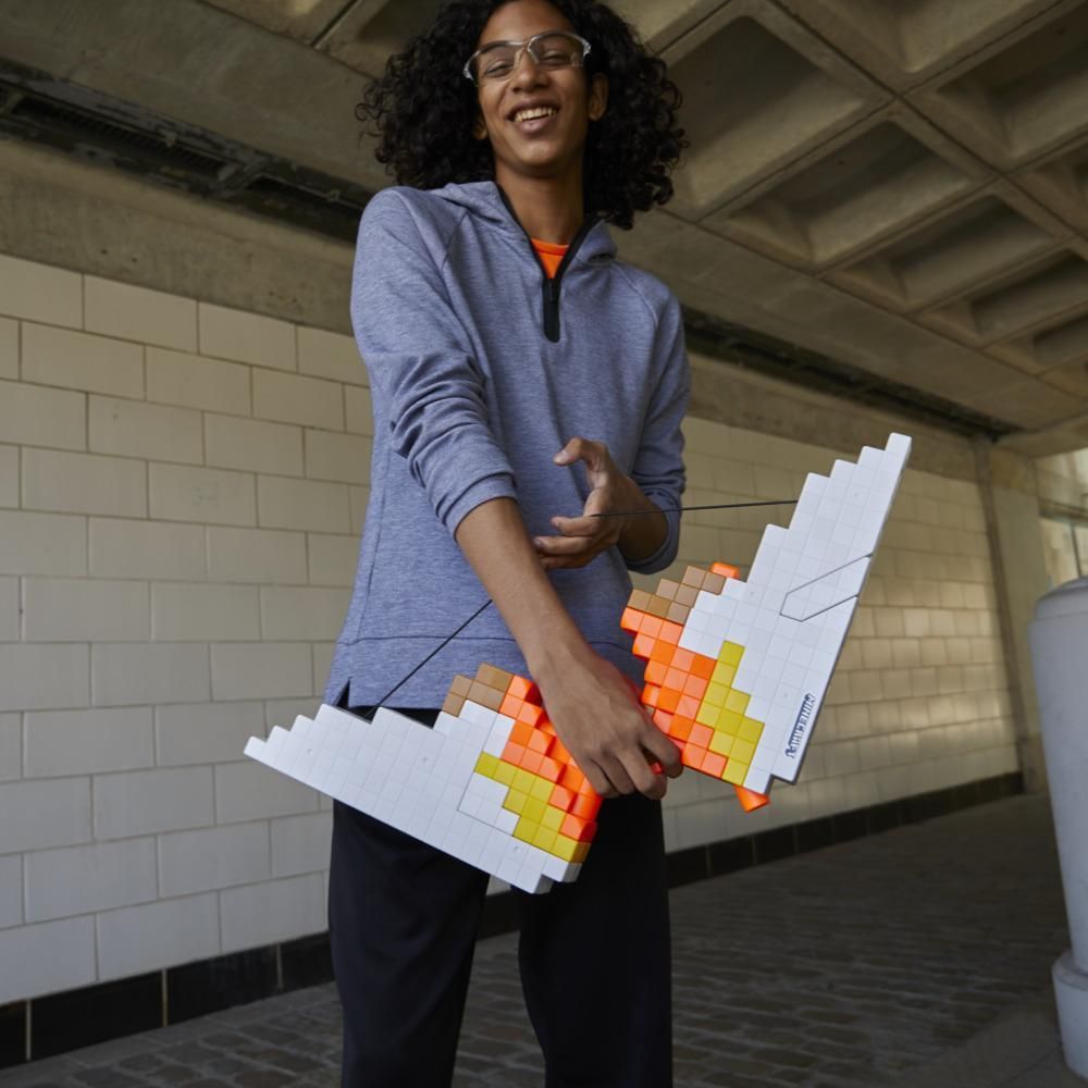 Nerf - Minecraft Sabrewing Motorized Bow