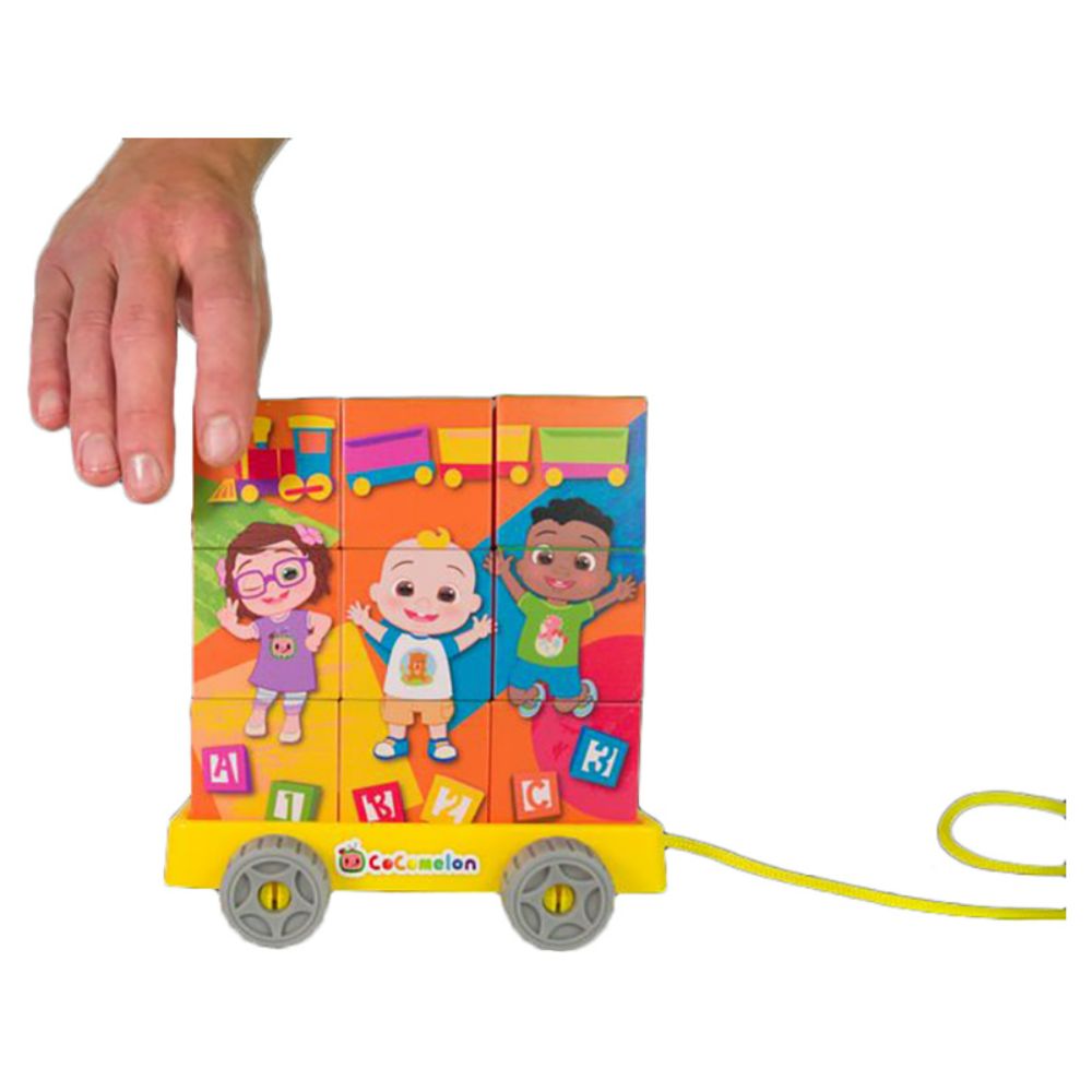 Cocomelon - Stacking Wall Cube Car